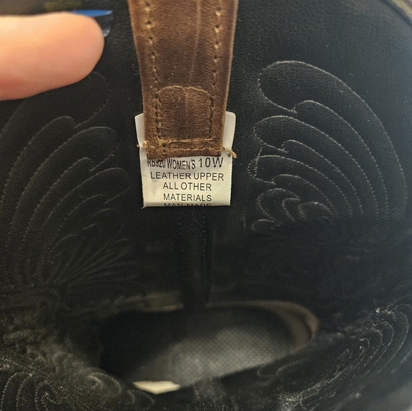 Authentic Cowgirl Boots - Picture 5 of 5